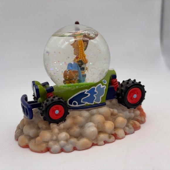 Disney Toy Story Woody Toy RC Car Mini Water Snow Globe - Picture 3 of 12
